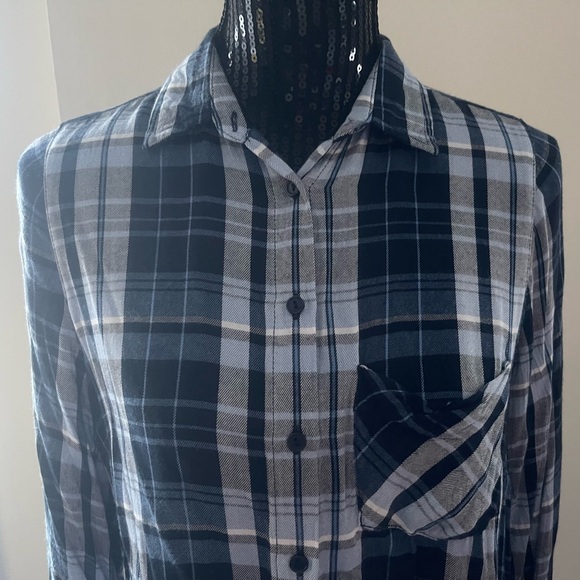 Brody Myles Blue Plaid Rayon Shirt Size Small - Picture 2 of 15